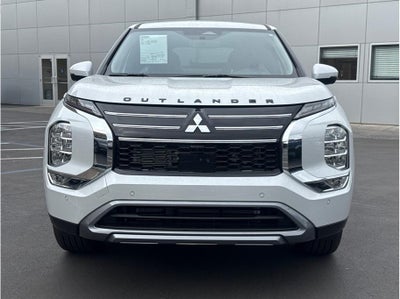 2026 Mitsubishi Outlander SE