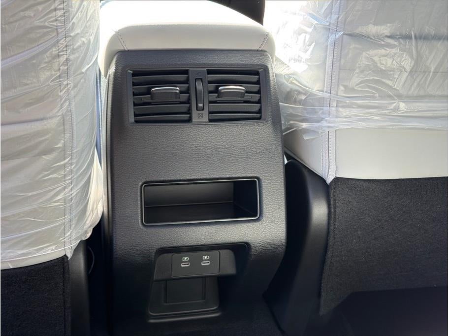 2026 Mitsubishi Outlander LE Sport Utility 4D