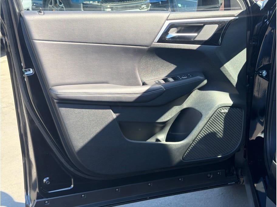 2026 Mitsubishi Outlander LE Sport Utility 4D