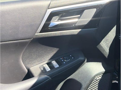 2026 Mitsubishi Outlander LE Sport Utility 4D