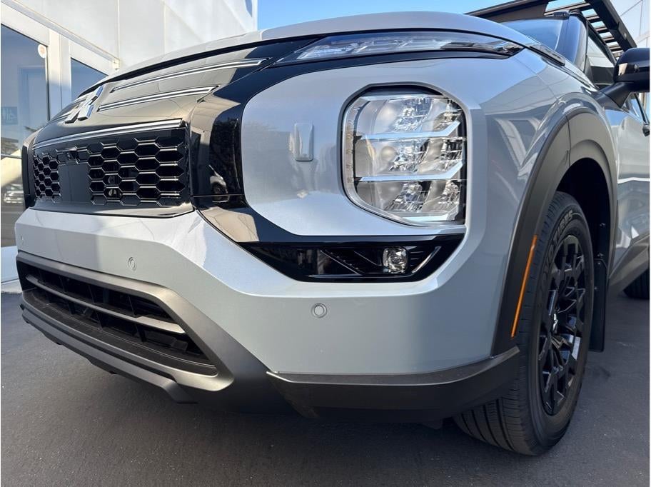 2026 Mitsubishi Outlander Trail Edition