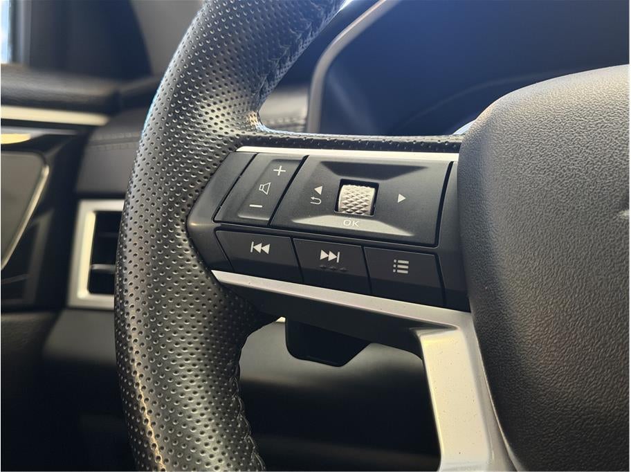 2025 Mitsubishi Outlander PHEV SE Sport Utility 4D