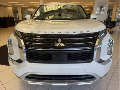 2025 Mitsubishi Outlander PHEV SE Sport Utility 4D