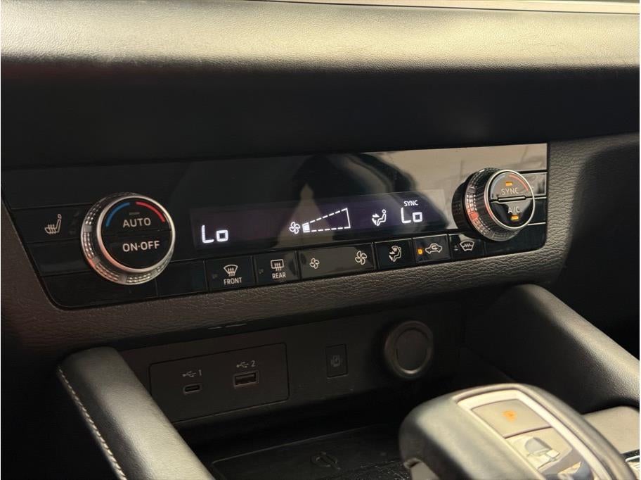 2024 Mitsubishi Outlander PHEV SE Sport Utility 4D