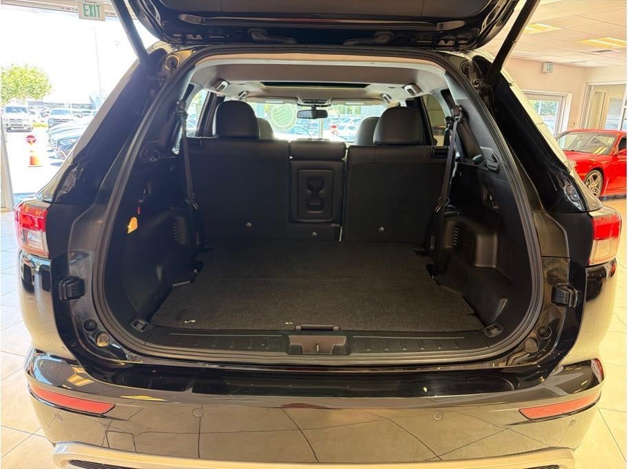 2024 Mitsubishi Outlander PHEV SE Sport Utility 4D