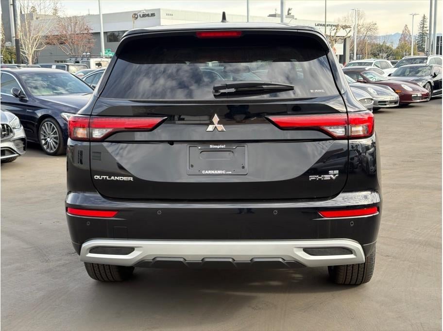 2025 Mitsubishi Outlander PHEV SE Tech Package