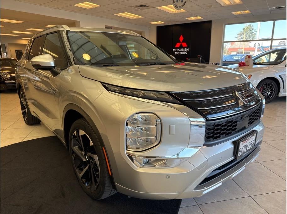 2023 Mitsubishi Outlander PHEV SEL Sport Utility 4D