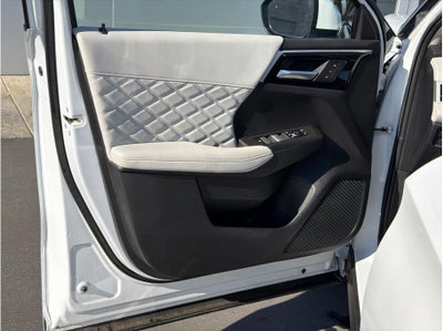 2023 Mitsubishi Outlander PHEV SEL Sport Utility 4D