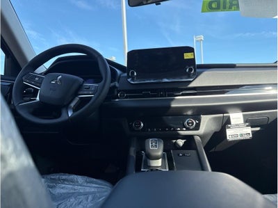 2025 Mitsubishi Outlander PHEV SE