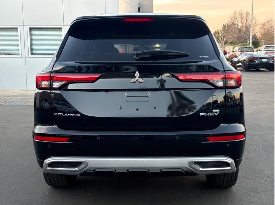 2025 Mitsubishi Outlander PHEV SE Tech Package