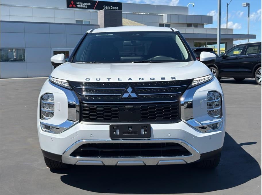 Used 2025 Mitsubishi Outlander Plug-in Hybrid SE with VIN JA4T5VA99SZ049117 for sale in San Jose, CA