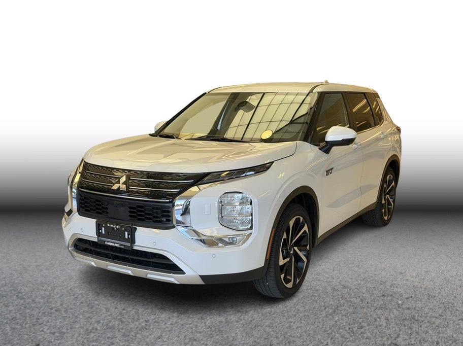 2025 Mitsubishi Outlander PHEV SE Sport Utility 4D