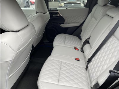 2025 Mitsubishi Outlander PHEV SEL