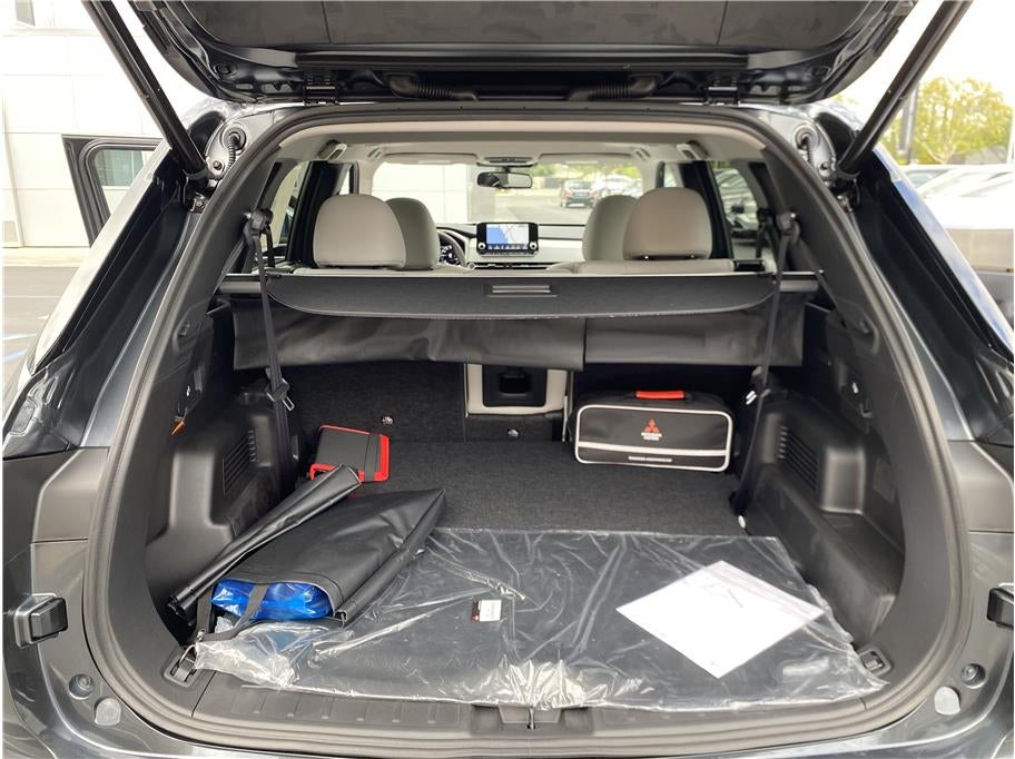 2025 Mitsubishi Outlander PHEV SEL