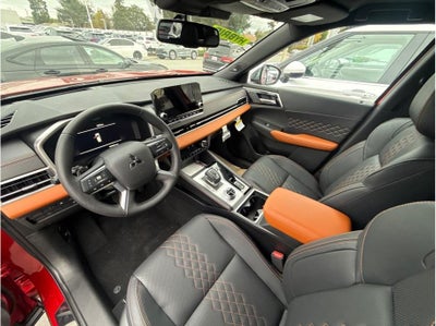 2025 Mitsubishi Outlander PHEV SEL Premium Package