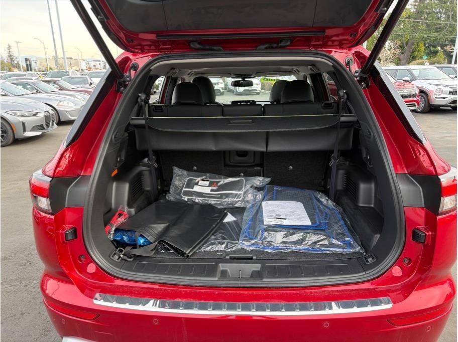 2025 Mitsubishi Outlander PHEV SEL