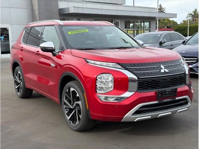 2025 Mitsubishi Outlander PHEV SEL