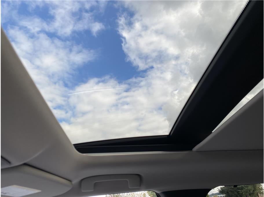 2025 Mitsubishi Outlander PHEV PLATINUM EDITION