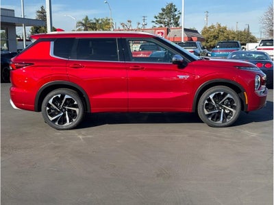 2025 Mitsubishi Outlander PHEV SEL