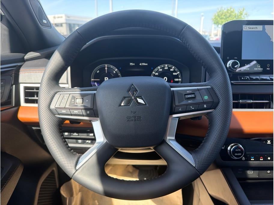 2025 Mitsubishi Outlander PHEV SEL Platinum Edition Sport Utility 4D