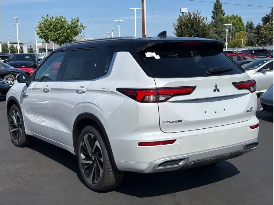 2025 Mitsubishi Outlander PHEV SEL Platinum Edition Sport Utility 4D