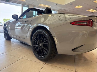 2024 Mazda Mazda MX-5 Miata Club Convertible 2D