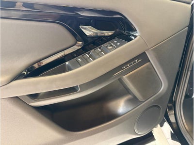 2024 Land Rover Range Rover Evoque P250 Dynamic SE Sport Utility 4D