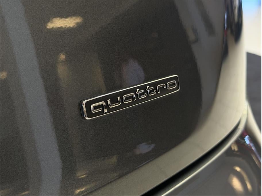2024 Audi Q5 45 TFSI S line Premium Plus Sport Utility 4D