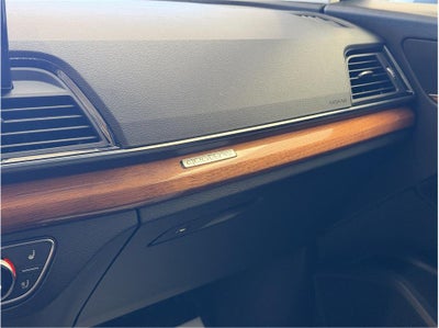 2021 Audi Q5 55 TFSI e Prestige Sport Utility 4D