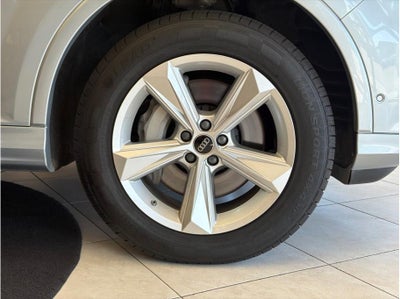 2024 Audi Q7 45 TFSI Premium Plus Sport Utility 4D