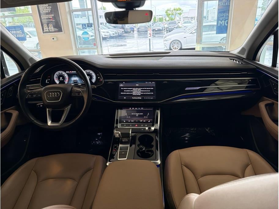 2024 Audi Q7 45 TFSI Premium Plus Sport Utility 4D