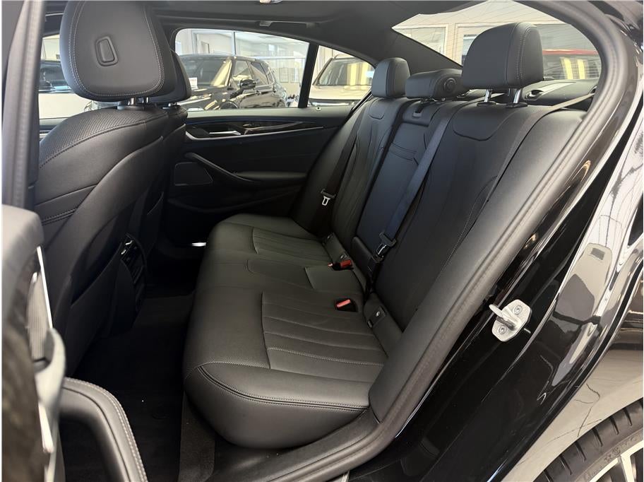 2023 BMW 5 Series 530e Sedan 4D