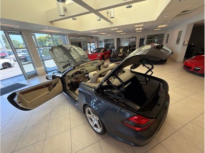 2009 Mercedes-Benz SL-Class SL 550 Roadster 2D
