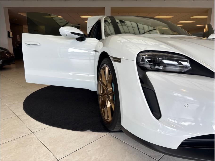 2023 Porsche Taycan Sedan 4D