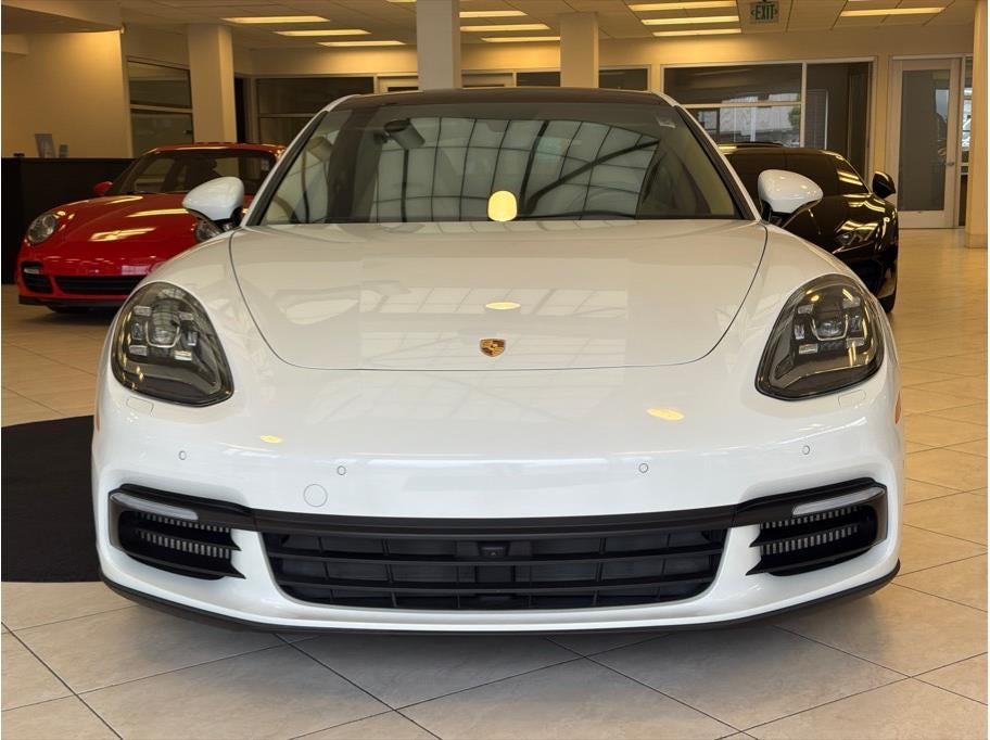 2019 Porsche Panamera 4 E-Hybrid Sedan 4D