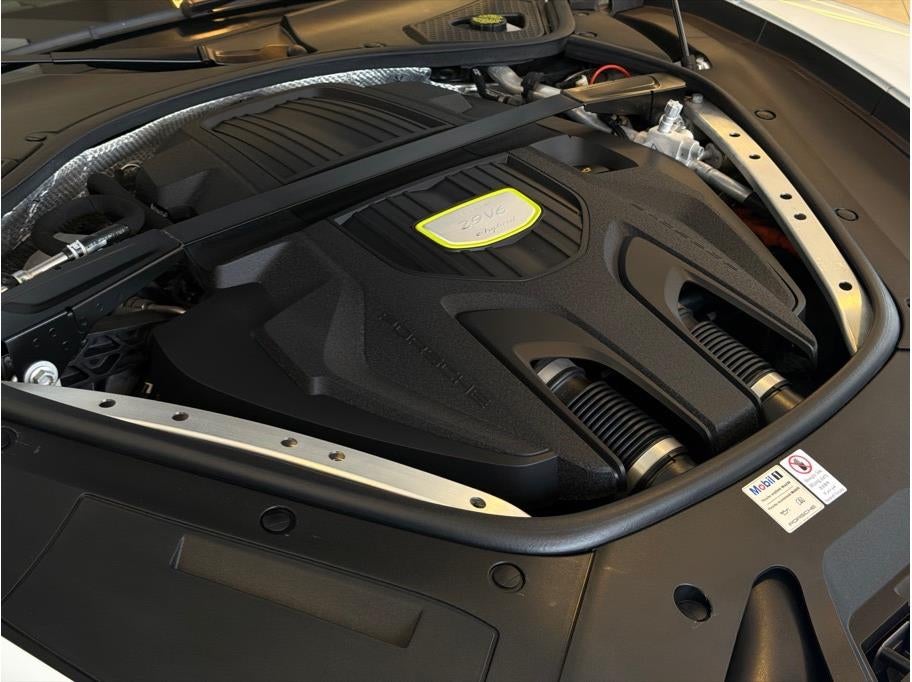 2019 Porsche Panamera 4 E-Hybrid Sedan 4D