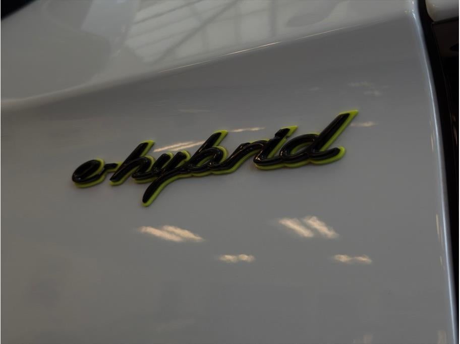 2019 Porsche Panamera 4 E-Hybrid Sedan 4D