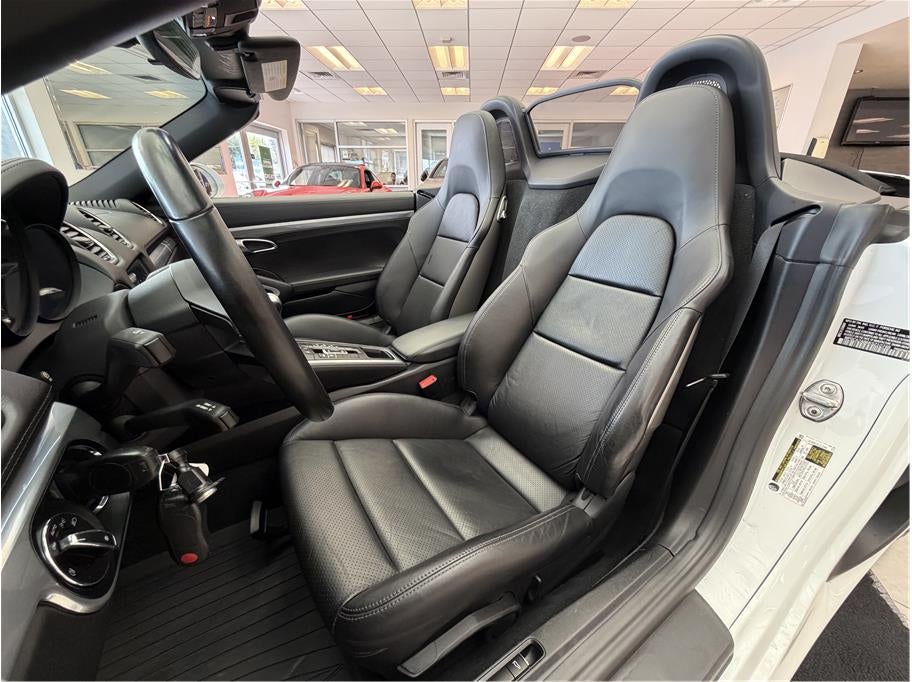 2019 Porsche 718 Boxster Roadster 2D