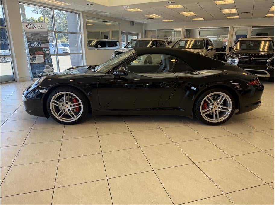 2014 Porsche 911 Carrera Cabriolet 2D