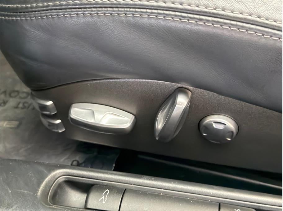 2005 Porsche 911 Carrera S Cabriolet 2D