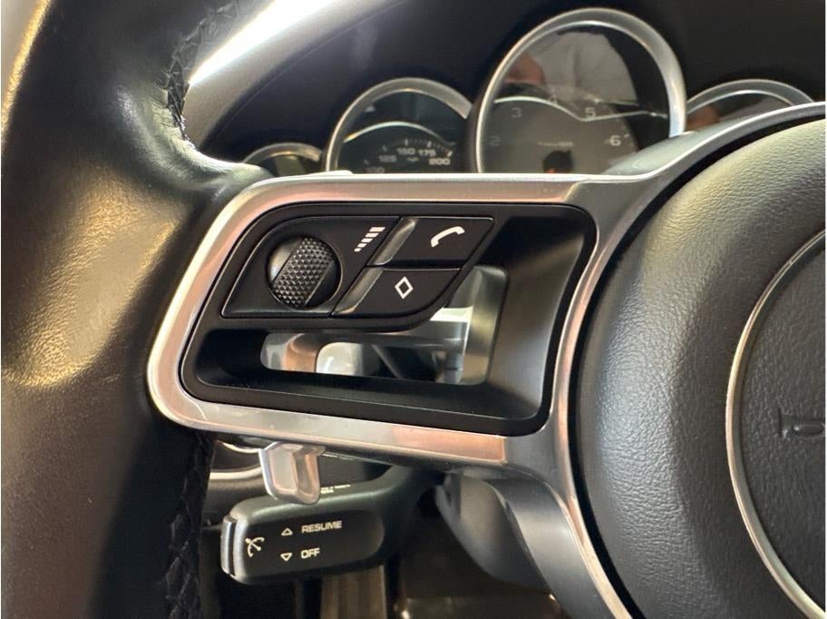 2018 Porsche 911 Carrera S Cabriolet 2D