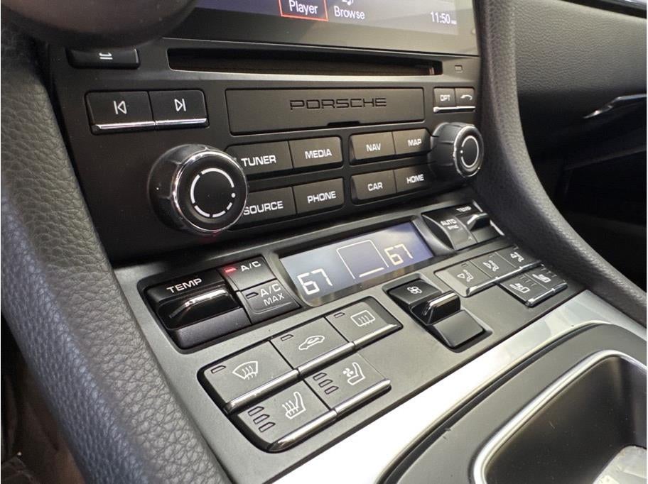 2018 Porsche 911 Carrera S Cabriolet 2D