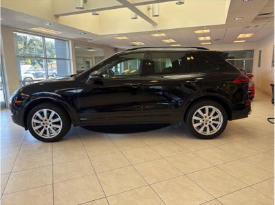 2017 Porsche Cayenne Platinum Edition Sport Utility 4D