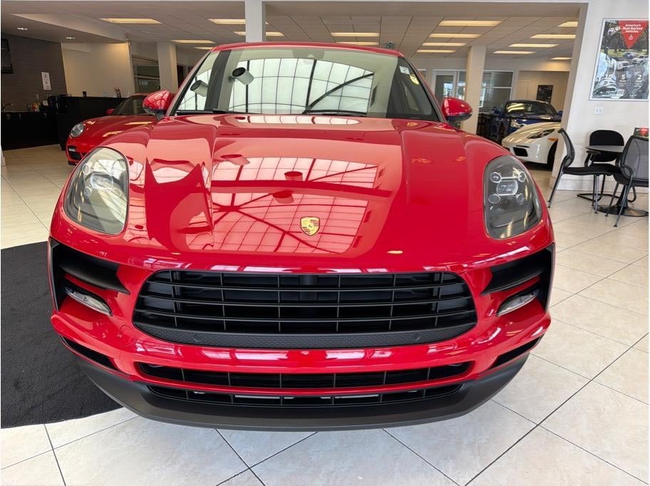 2019 Porsche Macan Sport Utility 4D