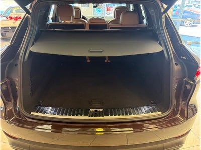 2022 Porsche Cayenne Platinum Edition Sport Utility 4D