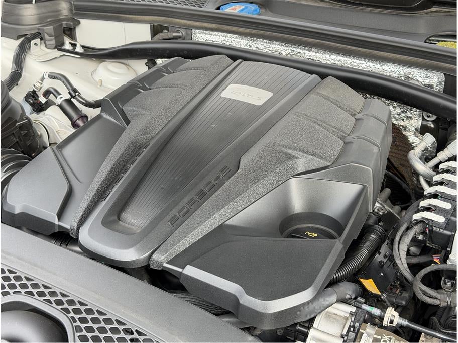 2021 Porsche Macan S Sport Utility 4D