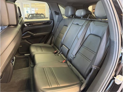 2021 Porsche Cayenne S Sport Utility 4D