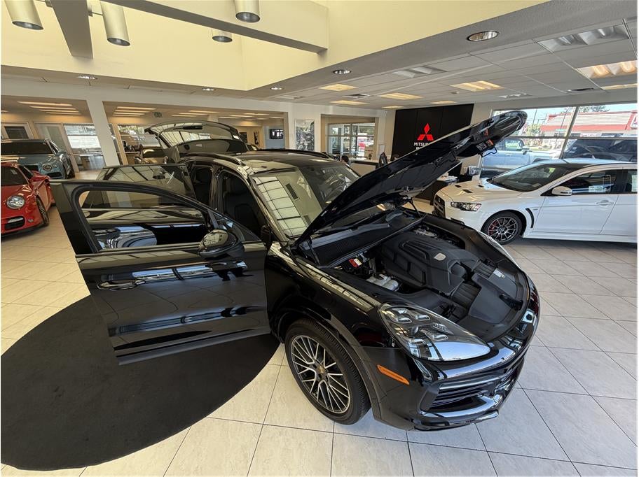 2021 Porsche Cayenne S Sport Utility 4D
