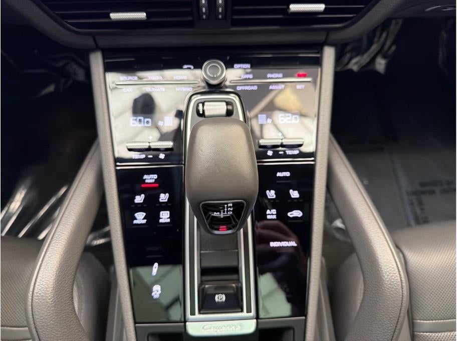 2021 Porsche Cayenne E-Hybrid Sport Utility 4D