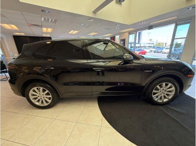 2021 Porsche Cayenne E-Hybrid Sport Utility 4D